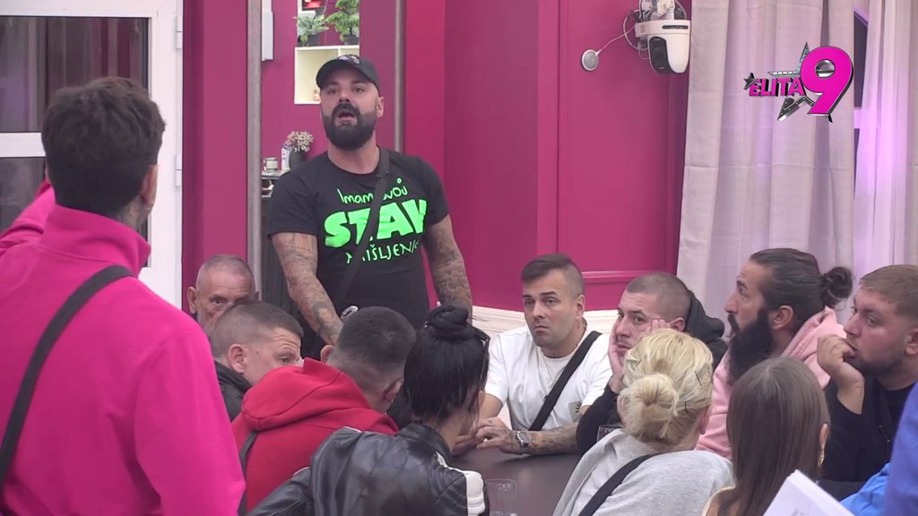 Sita je rekla Nikici da... Asmin progovorio o RAZVODU Ahmićke i njenog muža, a onda je Anđelo MATIRAO Lukine pokušaje da opere Aneli: Na svako zašto, ti si imao ZATO! (VIDEO)
