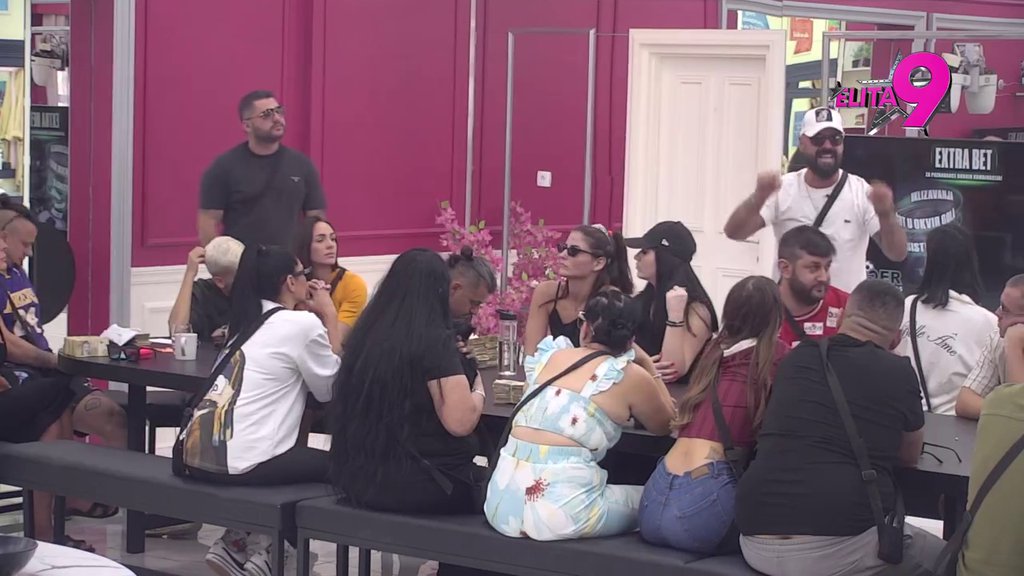 UČESNICIMA POPADALE VILICE: Asmin otkrio da mu je Aneli postavila ultimatum, pa priznanjem ostavio sve bez teksta: NIJE MI DALA DA VIDIM DETE, JER NISAM REKAO DA ULAZIM U RIJALITI! (VIDEO)