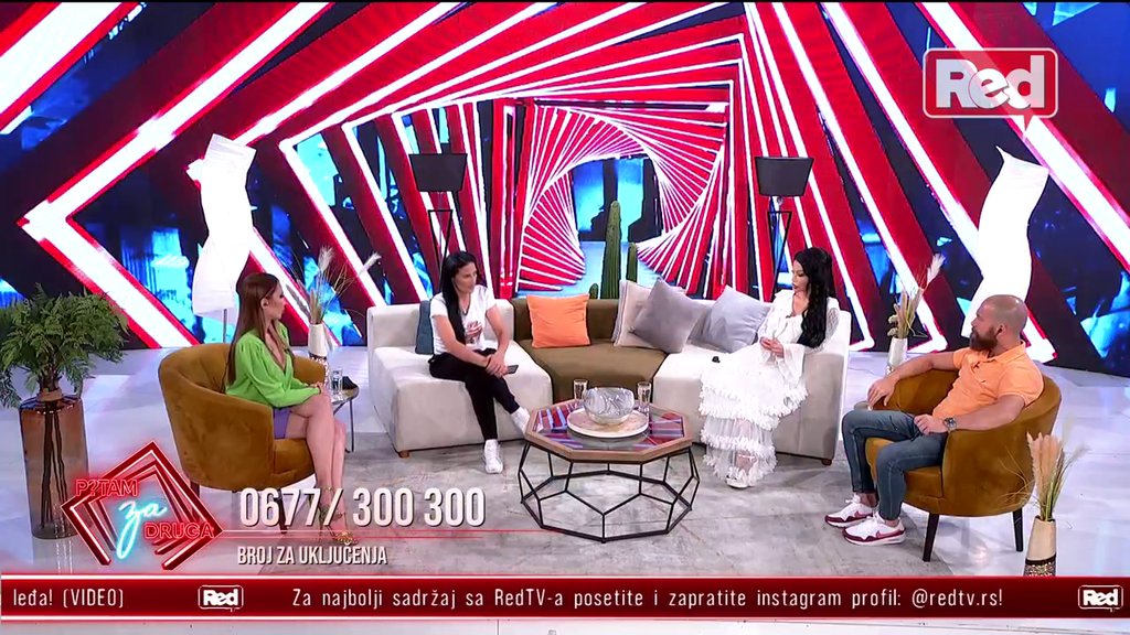 MORA SVE POD NADZOROM, DETE NEĆE DOBITI NI NA POLA SATA: Nina kipti od besa na Munjeza zbog ponašanja prema Stefani, osolila kao nikad do sada: Čim neko pohvali, on... (VIDEO)