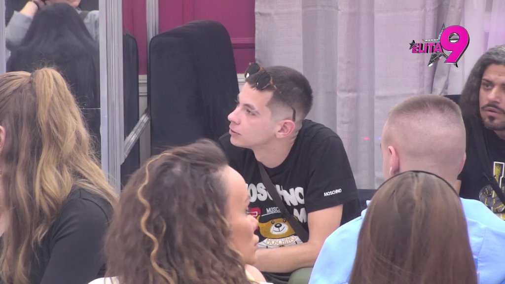 NIKICA NAS JE SPASIO: Hana otkrila kako je Sita ucenjivala Neria, progovorila o njegovom detinjstvu: BIO JE DADILJA DA BI ONA UŽIVALA (VIDEO)