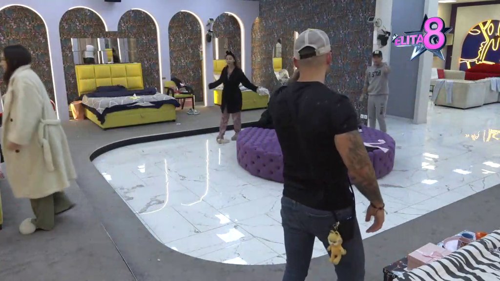 Haos ne prestaje: Aneli pokazala zube Sanji Grujić, pljušte teške prozivke! (VIDEO)