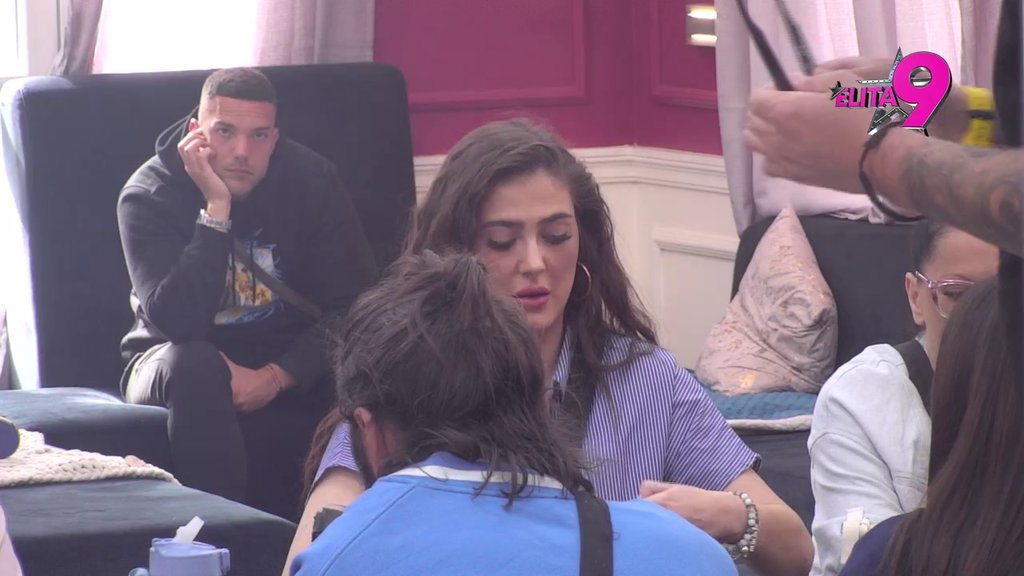 Opalio im šamar realnosti: Janjuš bez dlake na jeziku sasuo Anastasiji i Bori surovu istinu u lice! (VIDEO)