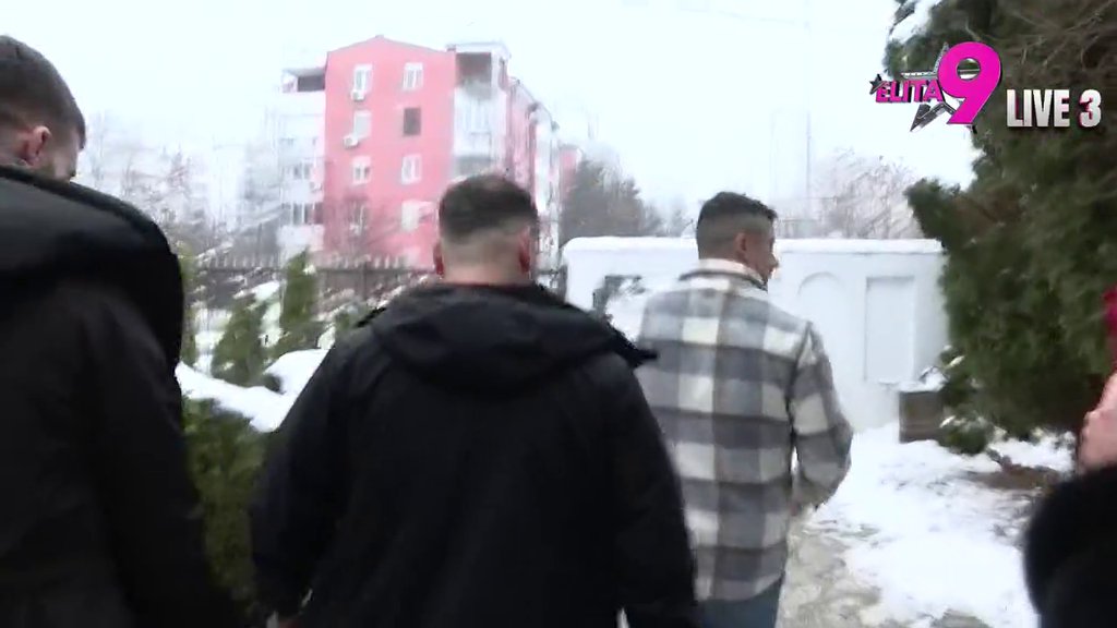 IZBACILA ME JE IZ CRKVE: Terza na ivici suza nakon svađa sa Milicom, preko ovoga mu ne prelazi (VIDEO)
