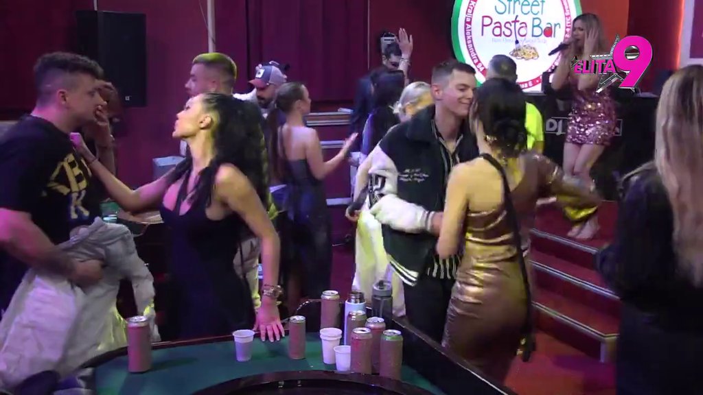 ON TE VOLI: Terza pokušava da odobrvolji Maji zbog Asmina, ona mu poručila samo jedno (VIDEO)A