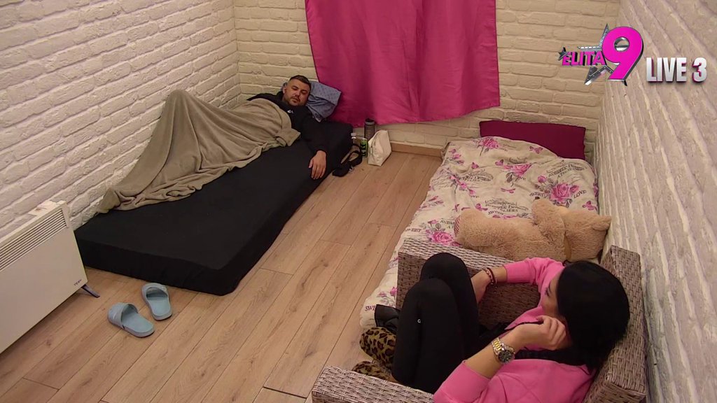 NAPRAVILA MI JE LJUBOMORNU SCENU: Asmin otkrio Maji da je u jednom trenutku ona bila razlog raskida sa Stanijom! (VIDEO)