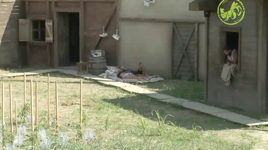 UPLOVILI U MIRNU LUKU! Nakon još jedne SVAĐE zbog Bože Džonsa, Elena i Ognjen pobegli od svih kako bi uživali u svojoj LJUBAVI (VIDEO)