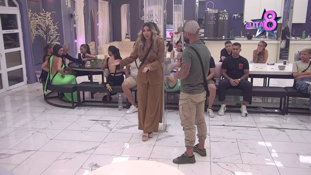 BAJA VUJOVIĆ DOBIO VETAR U LEĐA: Aneli pravi ŽRTVU od sebe ponižavanjem Luke, Sandra je razvukla po podu, pa od njegovog OCA zatražila samo jedno! (VIDEO)