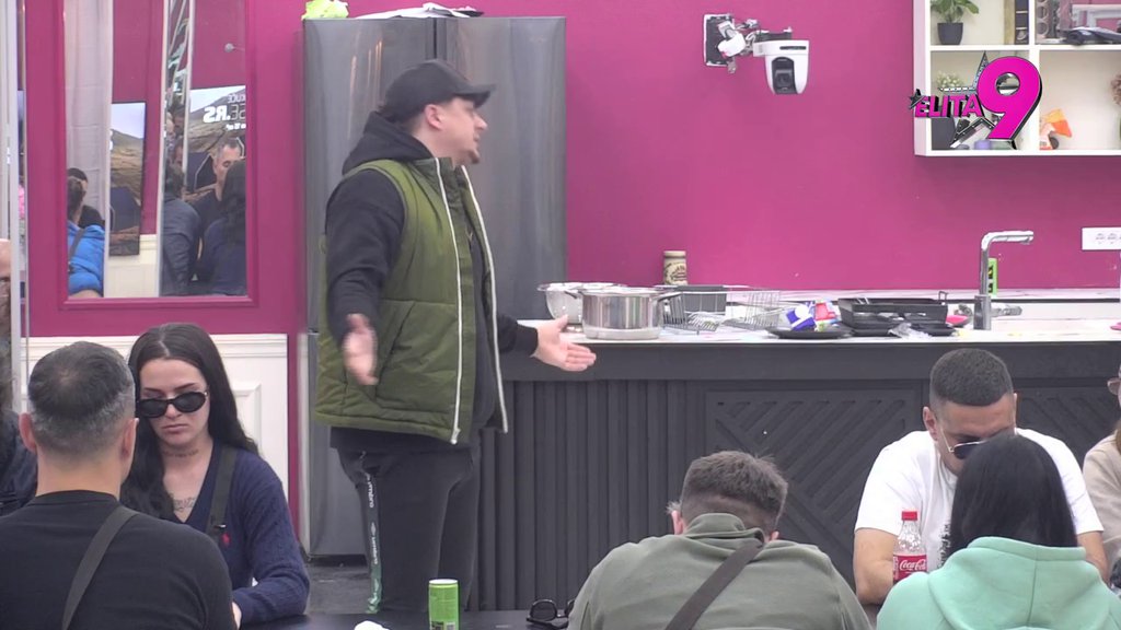 Nemam izbora nego da ćutim i slušam: Anita zažalila zbog rata sa Anđelom, Kačavenda raskrinkala Milicu Veličković! (VIDEO)