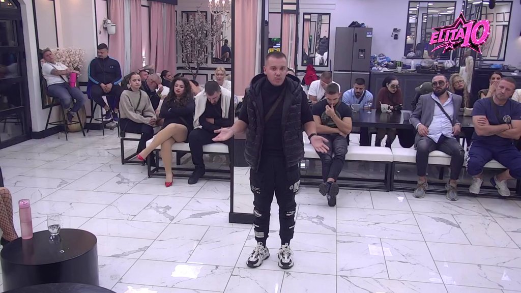 Očekivala je čajanku, tačnije viskijanku: Ivan sumnja da je Anđela bila s Gastozovim Boškićem, Dača demolirao nju i Cara (VIDEO)