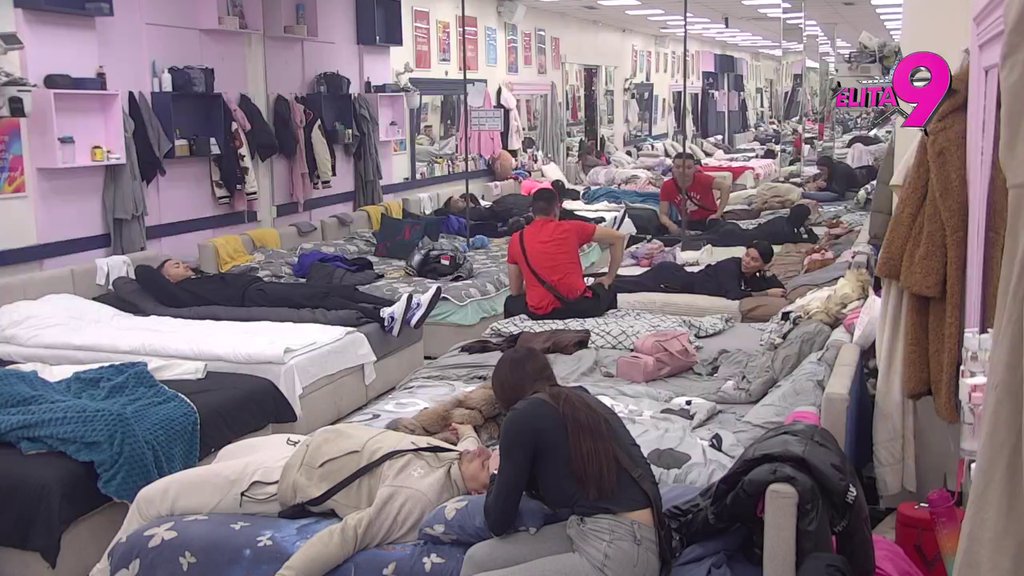 NAŠAO NASLEDNIKA: Anđelo sebi zadao ozbiljan zadatak, nakon Elite se ŽENI, a Muratu prepušta sve devojke Beograda (VIDEO)