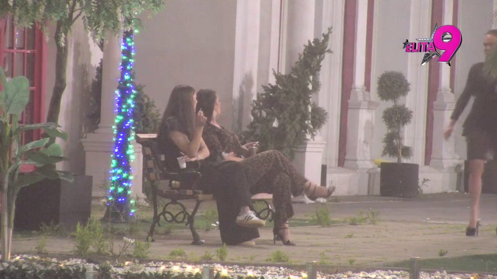 ZAMALO DA SE SMUVAMO: Sandra sa Anastasijom oplela po Hani, pa priznala da joj se dopada Nerio! (VIDEO)