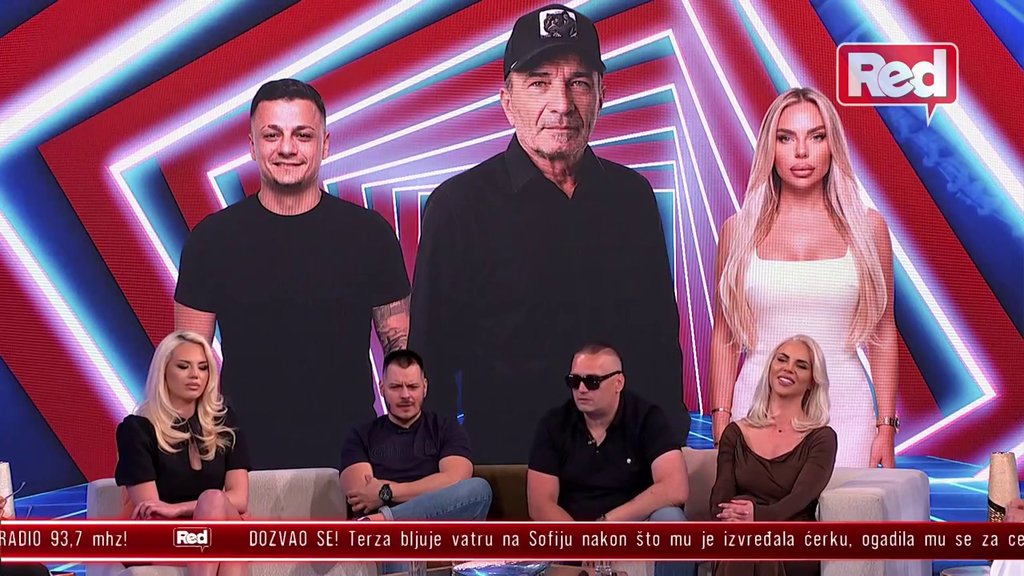 Bivši učesnik Elite ima ŠOK dokaze o Sofiji: U telefonu krije sliku koja može da je uništi za sva vremena! (VIDEO)