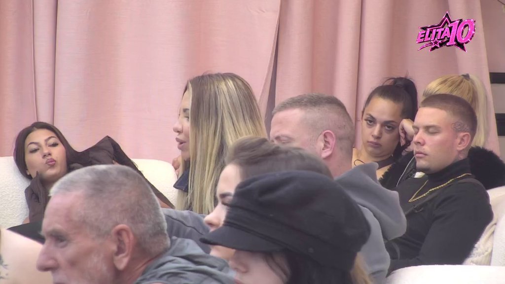 Ko zna zbog čega se rasplakala: Janjuš i Miljana osuli paljbu po Aneli, osudili njene postupke kao nikad do sad!(VIDEO)