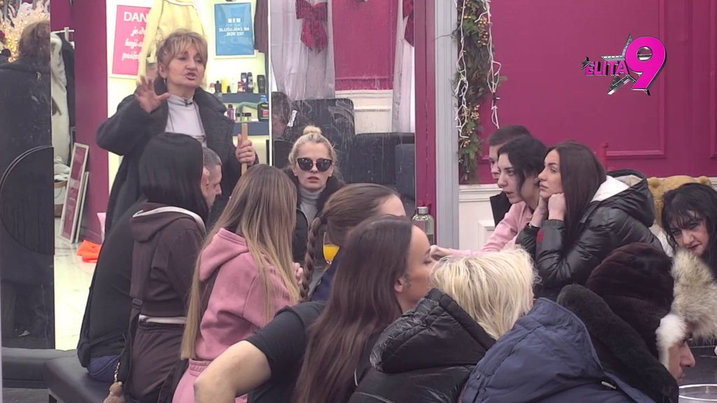 ON JE MOJA MUZA, MOJA INSPIRACIJA! Ivan Marinković rešio da se POIGRA sa Asminom, Durdžić počeo da se puši! (VIDEO)