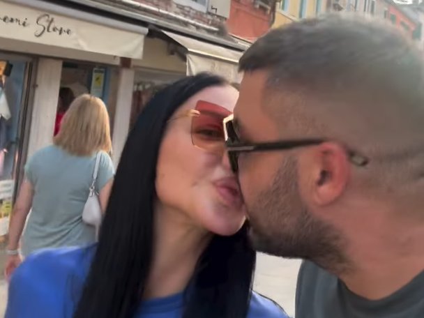 U kakvom je odnosu Asmin sa bratom? Nakon ovoga je sve jasno kao dan! (FOTO)
