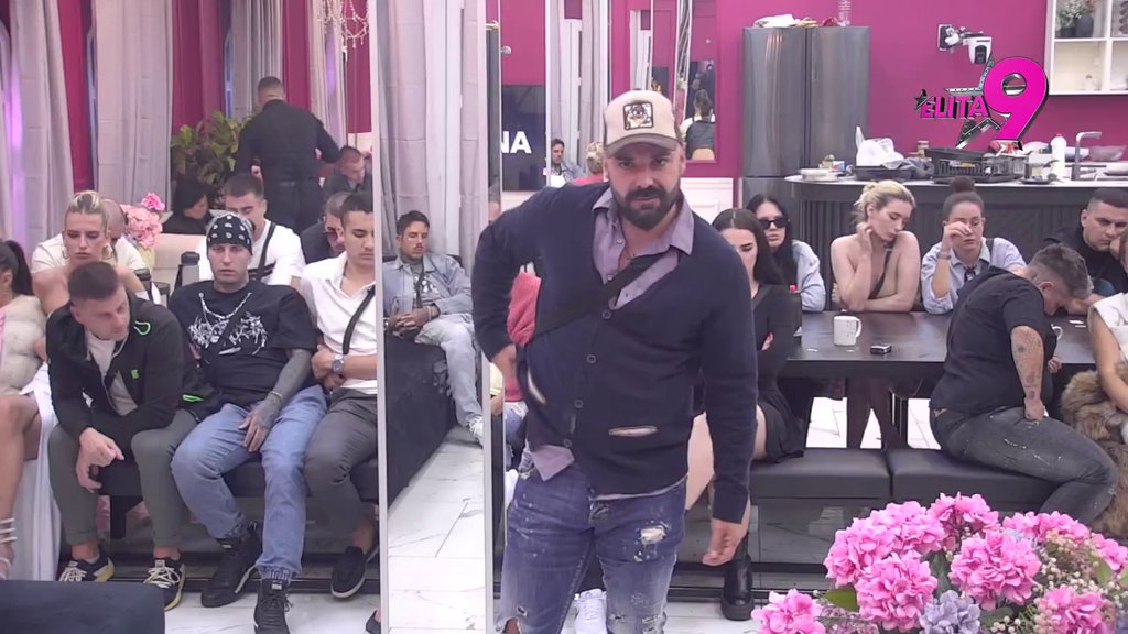 Pomutio mu um: Alibaba se posprdao sa Lukom i zagolicao mu maštu, on gori od besa zbog Anelinog fejk profila! (VIDEO)