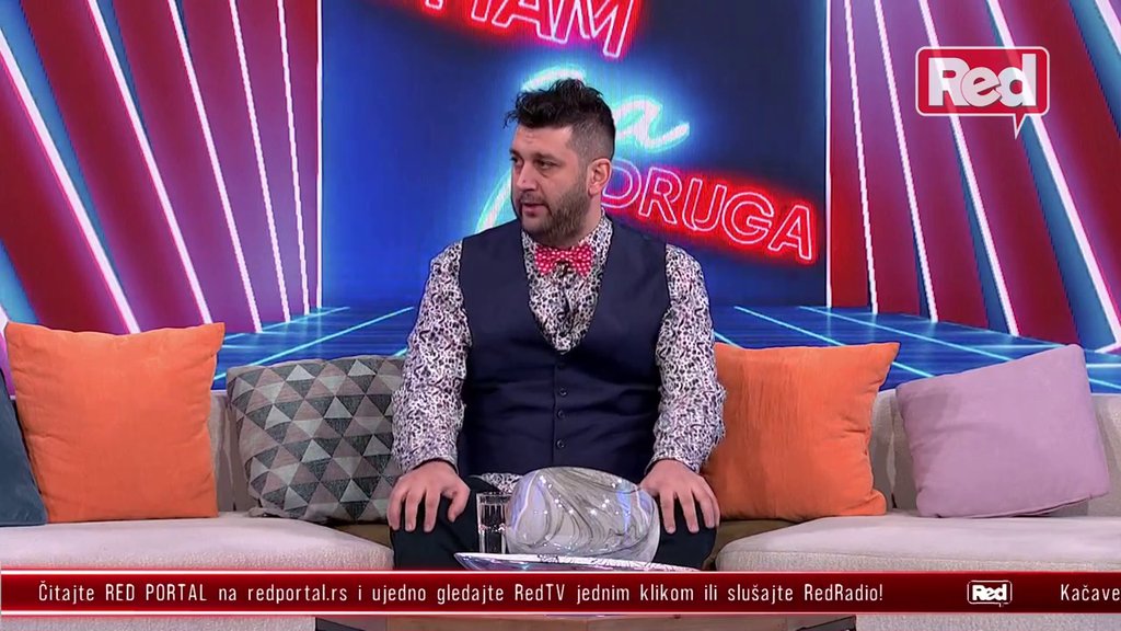 TRENUTAK KOJI SU SVI ČEKALI: Jovan Rajić konačno otvorio prozor svog srca i otkrio kakve emocije ima prema Milosavi: Rekao sam joj da ćemo odnos nastaviti van rijalitija... (VIDEO)