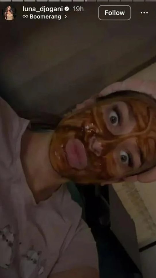 ŠOKANTNO! Svi se pitaju šta je to na licu Lune Đogani: Objavila snimak u neobičnom izdanju i privukla gomilu komentara