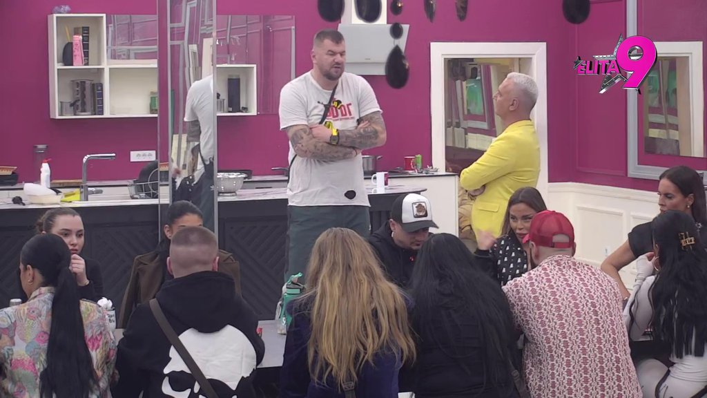 Hoće da joj dokaže ljubav preko uvreda drugih: Janjuš dao svoj sud o raskolu Kačavende i Sofije, Mića digao sto na noge (VIDEO)