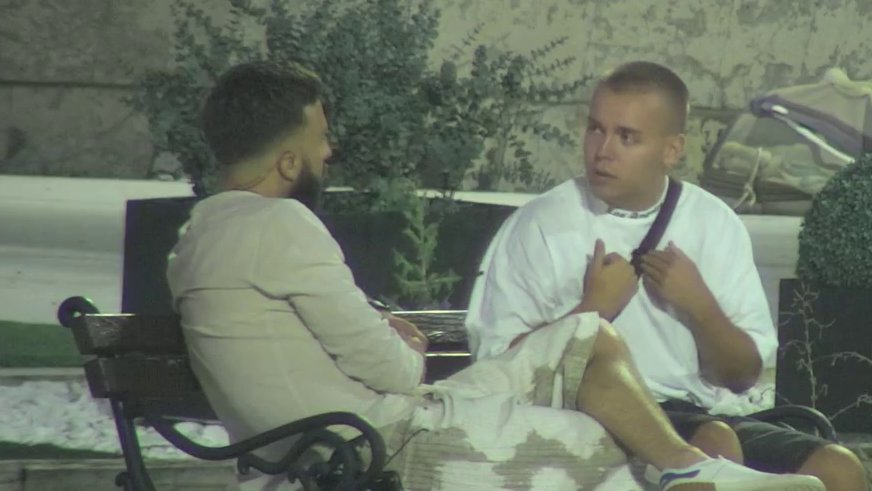 Pukao mu film i obelodanio sve: Dača raskrinkao Kačavendu do srži, ovako je planirala da izbije u prvi plan! (VIDEO)
