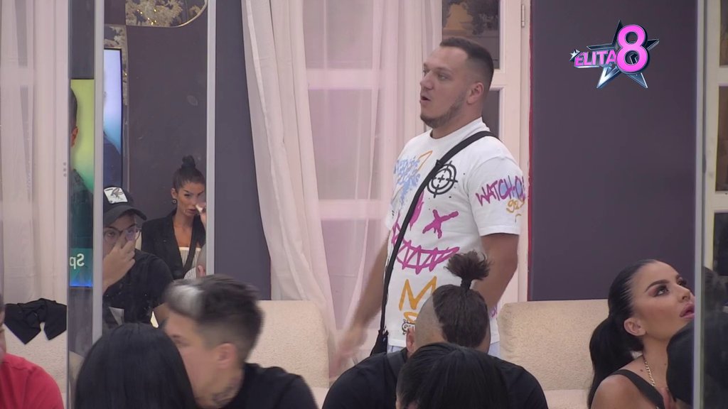 Kad nekog voliš onda spavaš s njim: Gastoz javno zamerio Anđeli što nisu bili intimni, pa joj dao do znanja da ne može da prismrdi njegovim bivšim! (VIDEO)