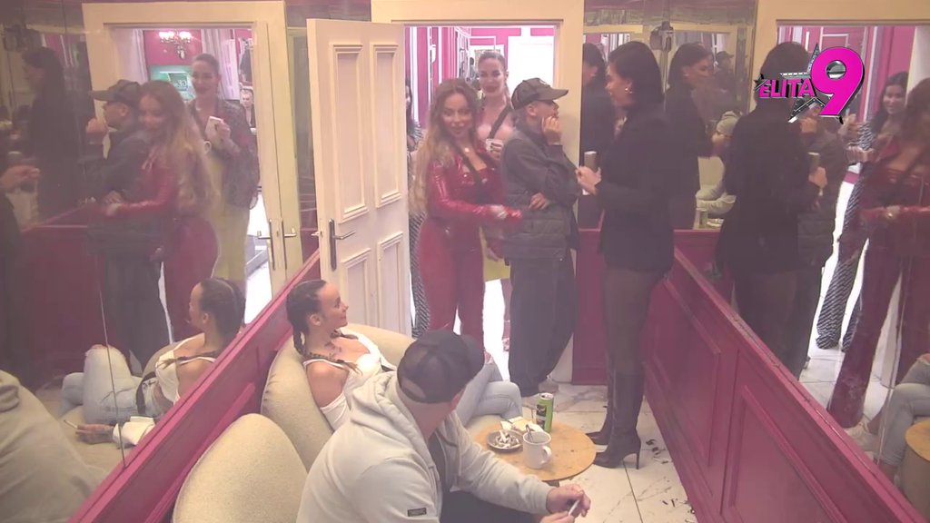 Upoznavanje koje su svi čekali: Sofija prišla Mini čim se uselila u Belu kuću! (VIDEO)