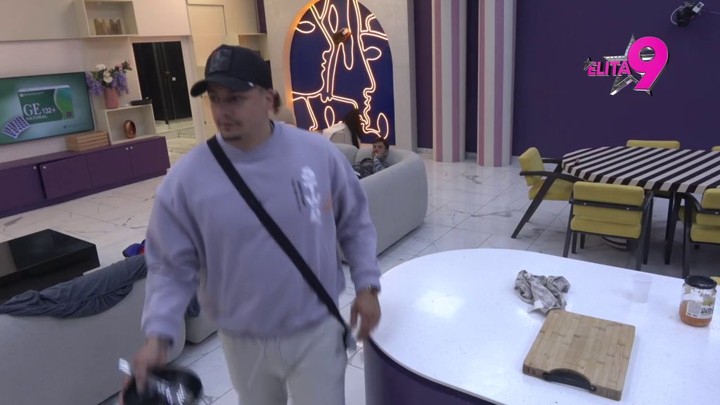 U inat svima uđi sa njim u vezu: Terza uveren da je Maja odlepila za Filipom! (VIDEO)