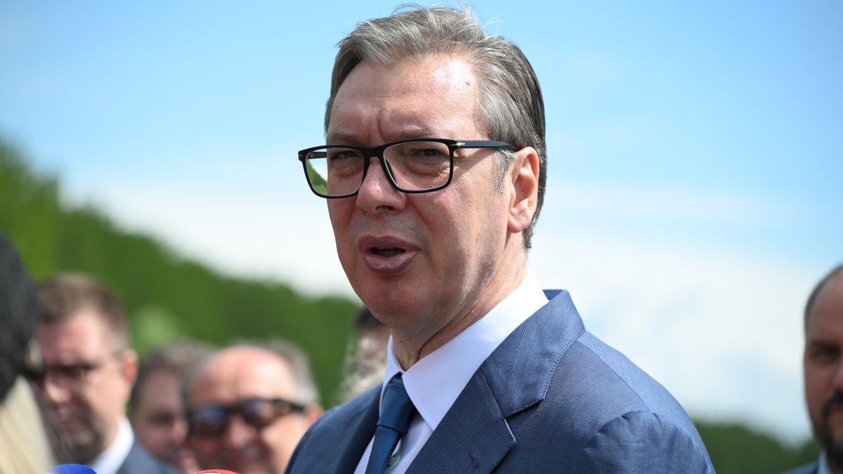 Vučić sutra u Novom Sadu: Prisustvuje spajanju konstrukcije na mostu preko Dunava