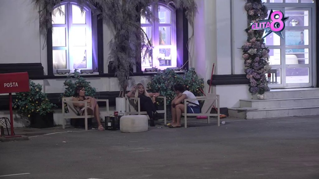 Sofija ume da bude i objektivna: Ovaj nastup je za nju bio najbolji na Elitoviziji, iako njih troje ne može očima da gleda! (VIDEO)