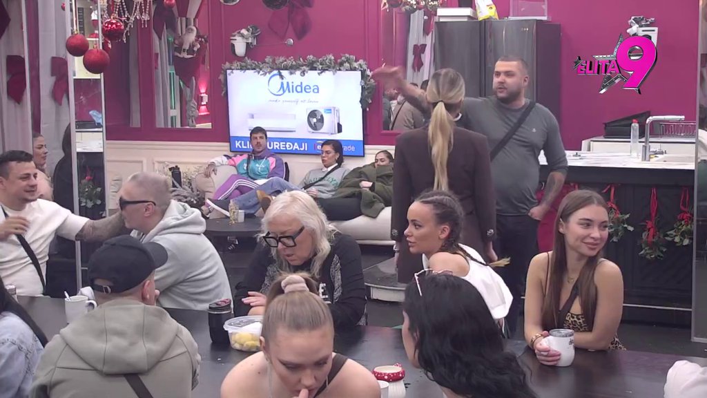 Spasila je ona ćerku, a on sina: Asmin demolirao Luku zbog izdaje Đukića, Hana ih pokosila: Ovo je osveta, inat i korist, EMOCIJA NULA (VIDEO)