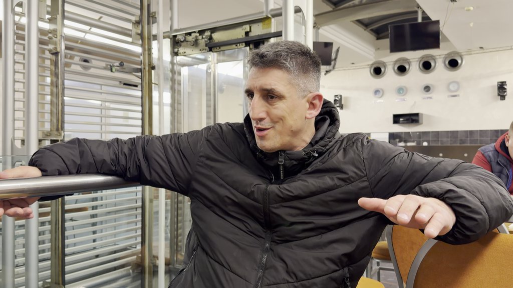 KRISTIJAN IMAO AFERU SA KAČAVENDOM? Konačno priznao sve, pa se osvrnuo na Stanijin ulazak u Elitu 9: POSVAĐAO BI SE SA ASMINOM ZBOG NJE (VIDEO)