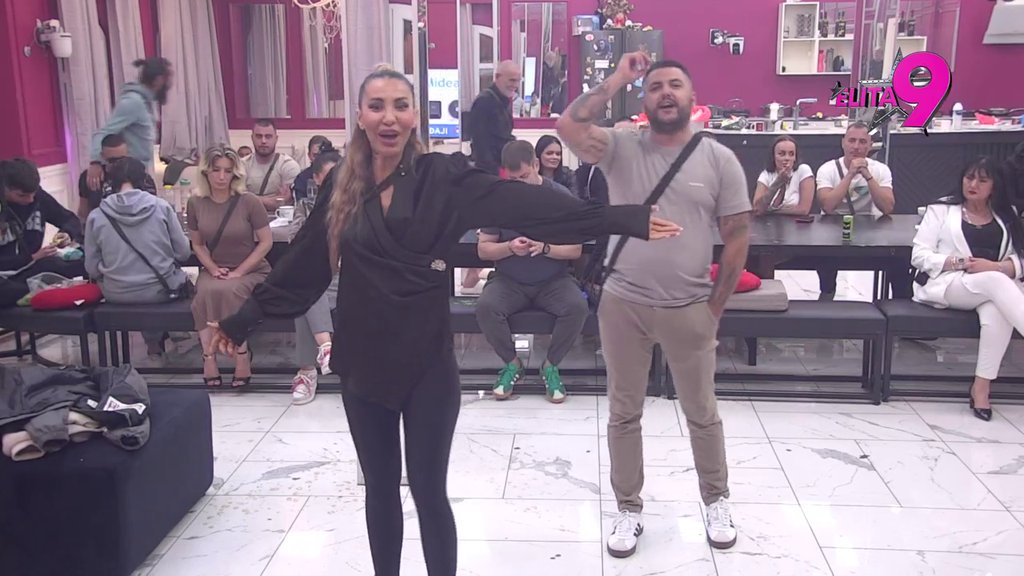 OBEZBEĐENJE ULETELO MUNJEVITOM BRZINOM! Aneli ispolivala Asmina, pljušte uvrede na sve strane (VIDEO)