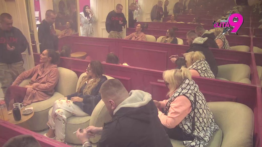 Tukao bih im mamu i tatu: Janjuš gori od besa zbog Jovane pevačice, sledeći put kad mu priđe sledi haos! (VIDEO)