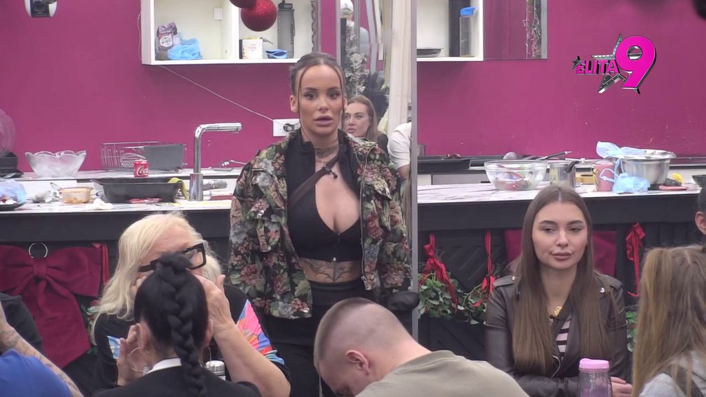 Pa ovo nema nigde! Teodora se ponovo petlja u lažima, učesnici saznali da je Aneli namerno poturala Anđelu stopala (VIDEO)