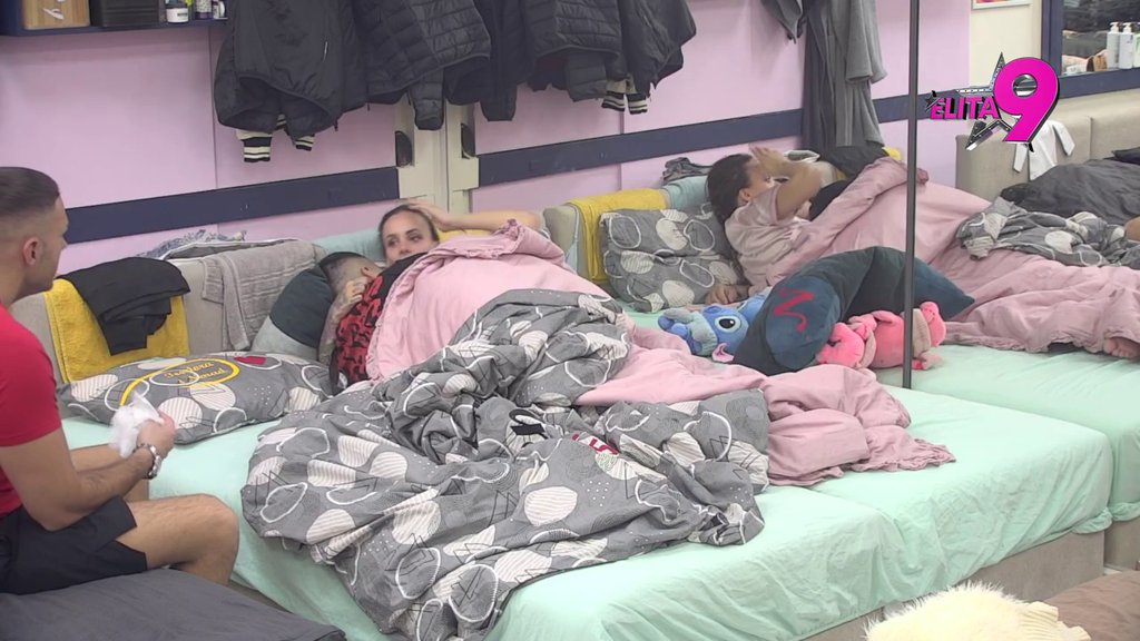 Trebaš da razmišljaš: Teodora našla novu zamerku Bebici, i ovo će morati podhitno da menja! (VIDEO)