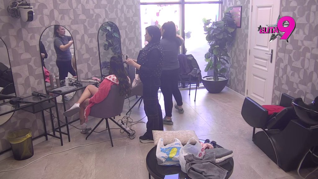 Želi da zasija: Teodoroa se skockala kao nikad, Filip će se oduševiti! (VIDEO)