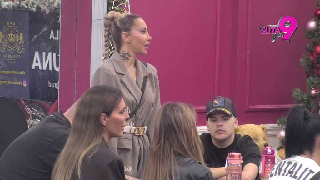 Hani maca pojela jezik: Aneli je verbalno pojela u brutalnom sukobu, Alibaba pružio neviđenu podršku bivšoj! (VIDEO)