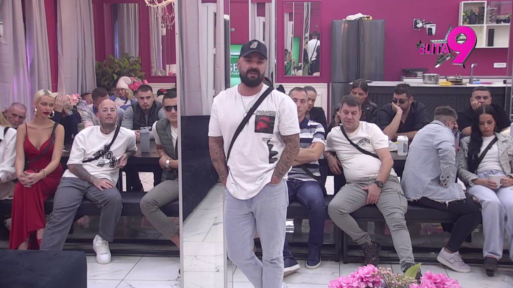 Totalno se pogubio! Luka otkrio čime ga je Maja kupila, pa bi voleo da je upozna ali da nije ZAUZET, a evo da li mu IMPONUJE što ga hvali na sva zvona (VIDEO)