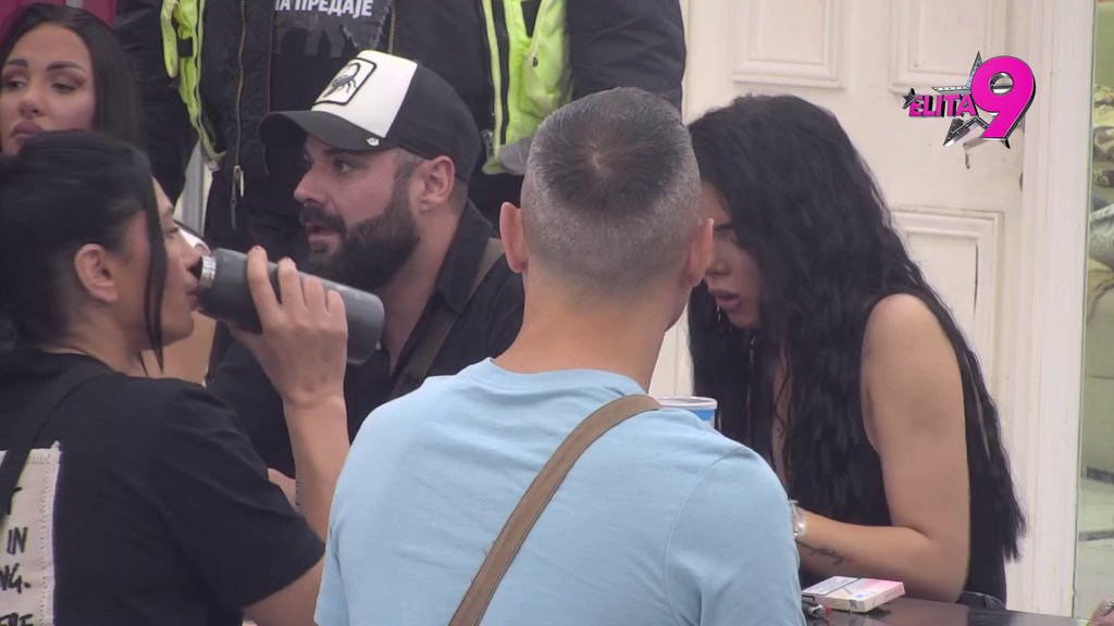 VEOMA JE NESREĆAN, RADI SVE NA KVARNO: Aneli optužila Luku da koristi Anitinu trudnoću da dođe do izražaja, on joj odgovorio bez dlake na jeziku! (VIDEO)