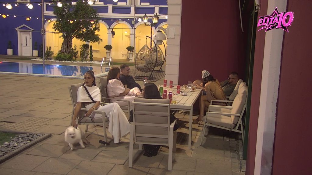 Napolju me nazivaš 'ljubavi'! Laura najavila Kariću skandal, počela da iznosi intimne detalje iz njihovog odnosa: Neka iznesu sve slike (VIDEO)
