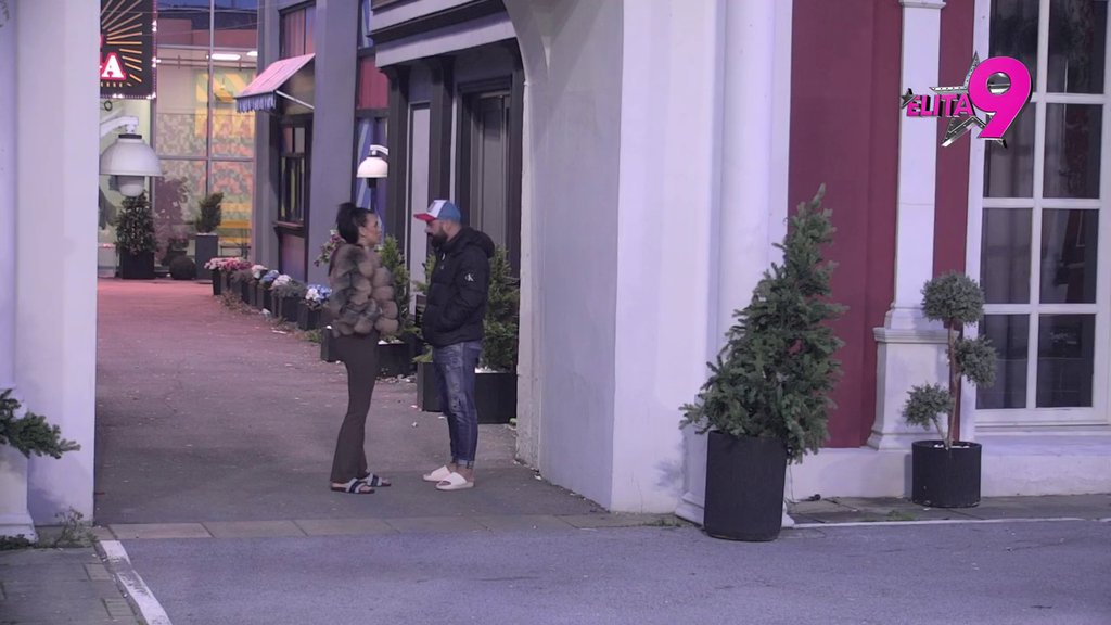 Pala joj roletna: Anita vileni zbog Luke, svim silama pokušava da spreči RASKID! (VIDEO)