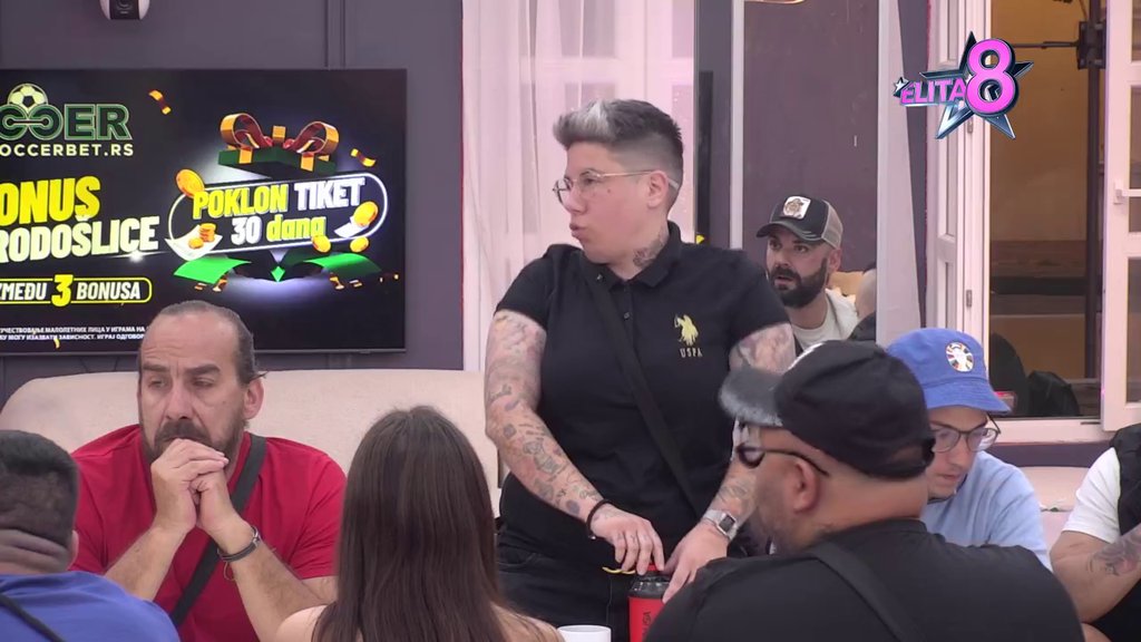 POPADALE IM VILICE! Matora oštro demantovala Erminu, Stefani je URNISALA zbog priča da je bila sa svojim OČUHOM, a onda je Mateja dokrajčio: Tebi ona ODMAŽE, prvo... (VIDEO)