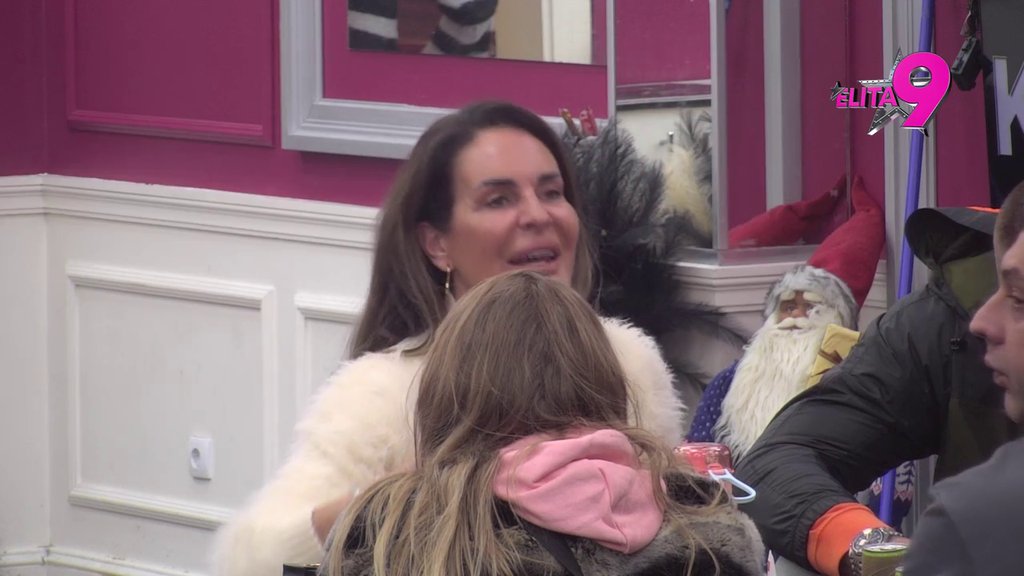 Ti si totalno prolupala, previše si dugo ovde: Anđelo i Kačavenda urlicima zatresli Elitu, bukti nikad brutalniji rat bivših prijatelja! (VIDEO)