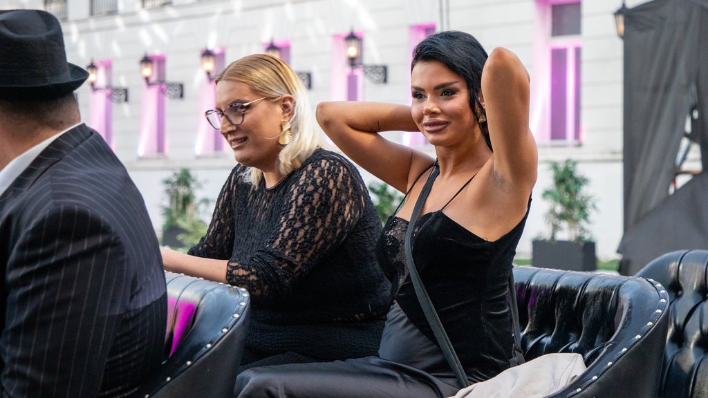 Uživaju u ljubavi: Anita podelila emotivan trenutak sa Lukom, on iz ruku ne ispušta njen trudnički stomak! (FOTO)