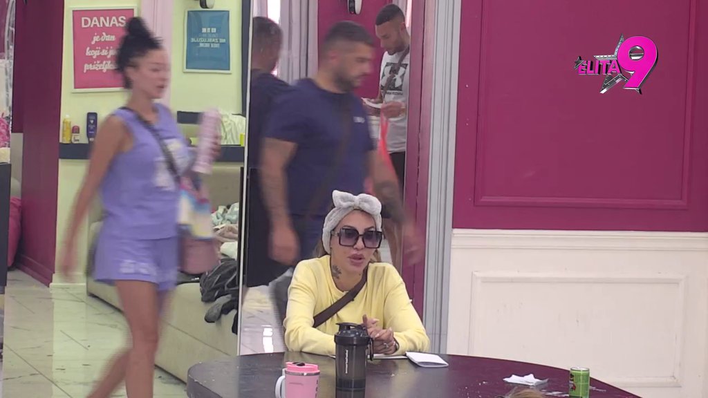 Nema razgovora s njim u četiri oka: Aneli i Maja žestoko zaratile, pljušte brutalne provokacije! (VIDEO)