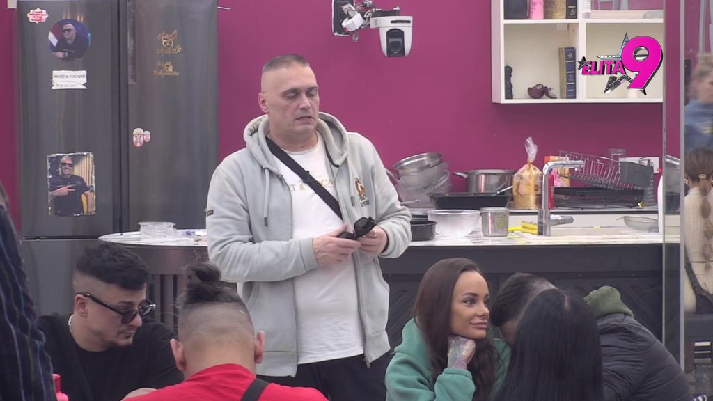 BRIŽAN, DA BRIŽNIJI NE MOŽE BITI! Sale Luks savetuje Boru: Sahranjuješ poluživog oca! (VIDEO)