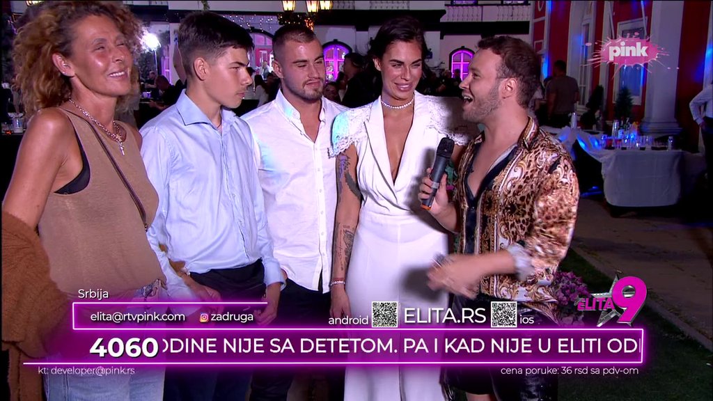 Ne skidaju osmeh sa lica: Minina porodica oduševljena njenom vezom sa Viktorom! Svi na okupu otkrili kako se slažu! (VIDEO)