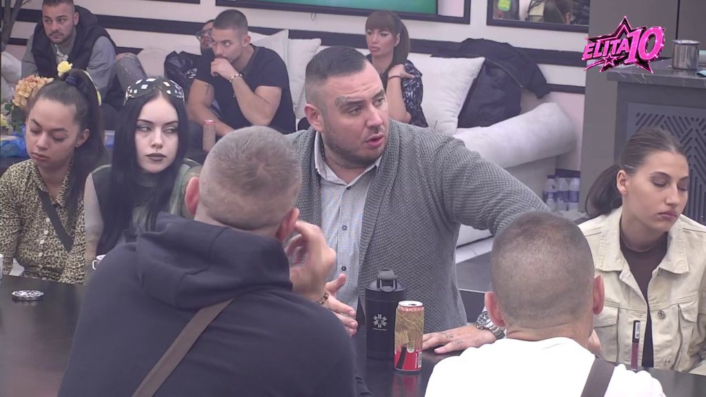 Iz straha nisam iznosila mišljenje: Glorija progovorila o vrućem snimku sa Carem! Žestoka ga prozvala, a onda dobila jaku povratnu! (VIDEO)