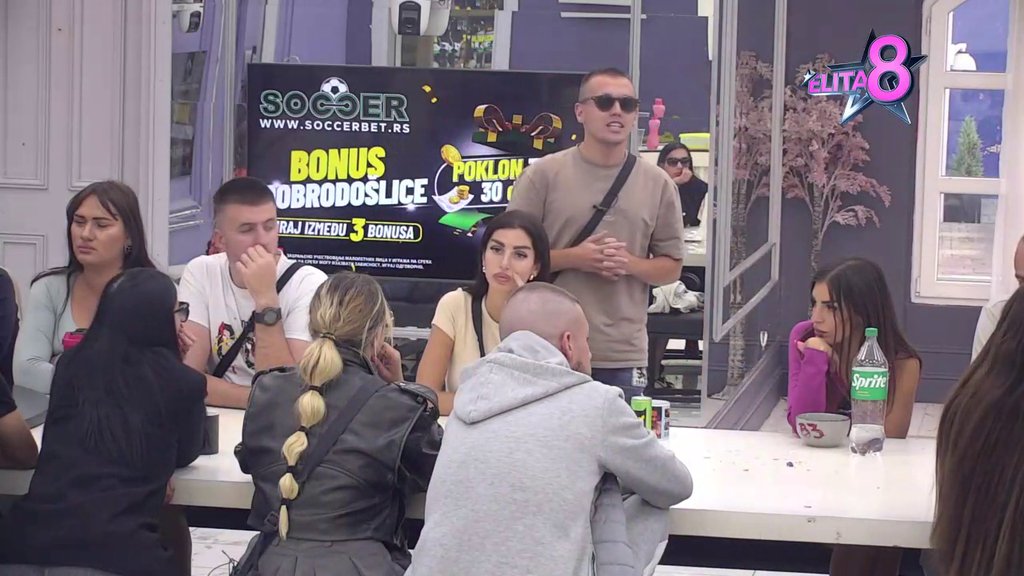 PONIŽENJE ILI PONOS? Ukućani veličaju Gruju zbog reakcije nakon vrele akcije Mime i Uroša Rajačića! (VIDEO)