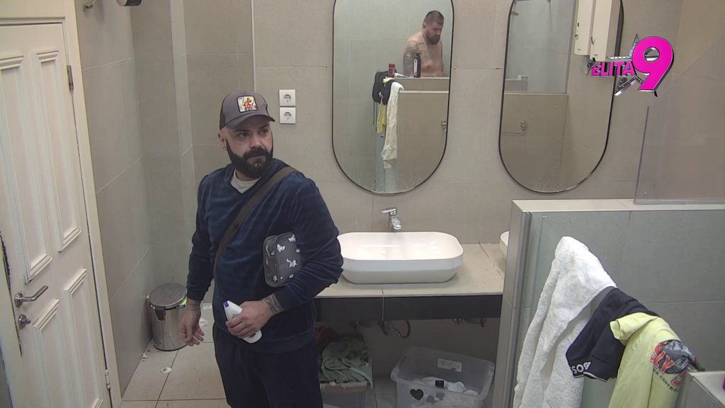 UKLJUČIO CENTRIFUGU! Luka ide redom i svima priča tužnu priču o njegovim problemima sa Anitom, Janjuš NAGRABUSIO! (VIDEO)